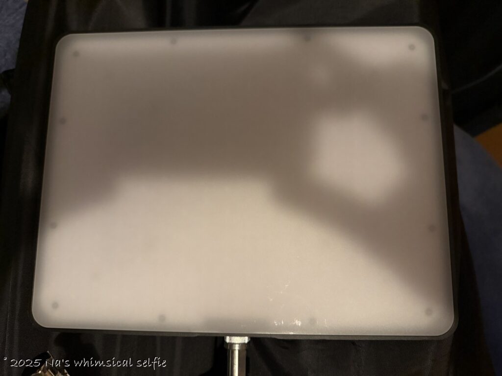VILTROX VL-200T 発光面